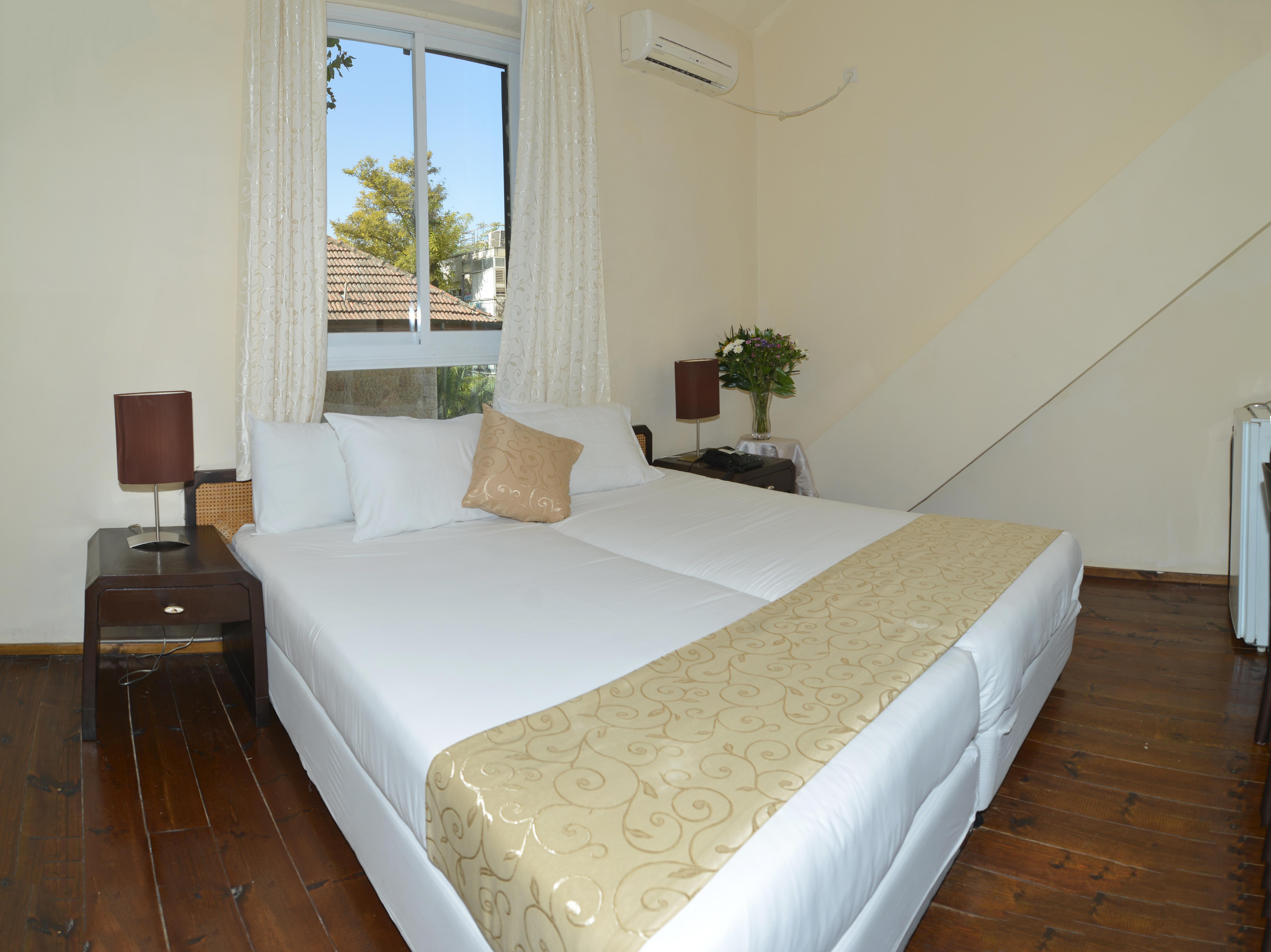The Colony - Historical Templar's Building Hotel 3*