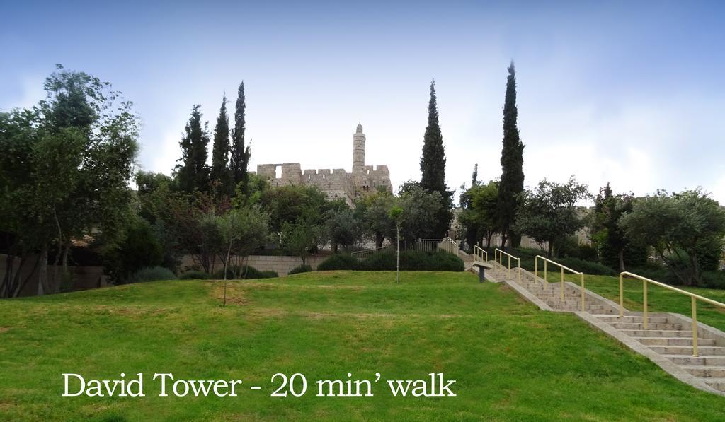 Hotel The Colony - Historical Templar's Building 3*