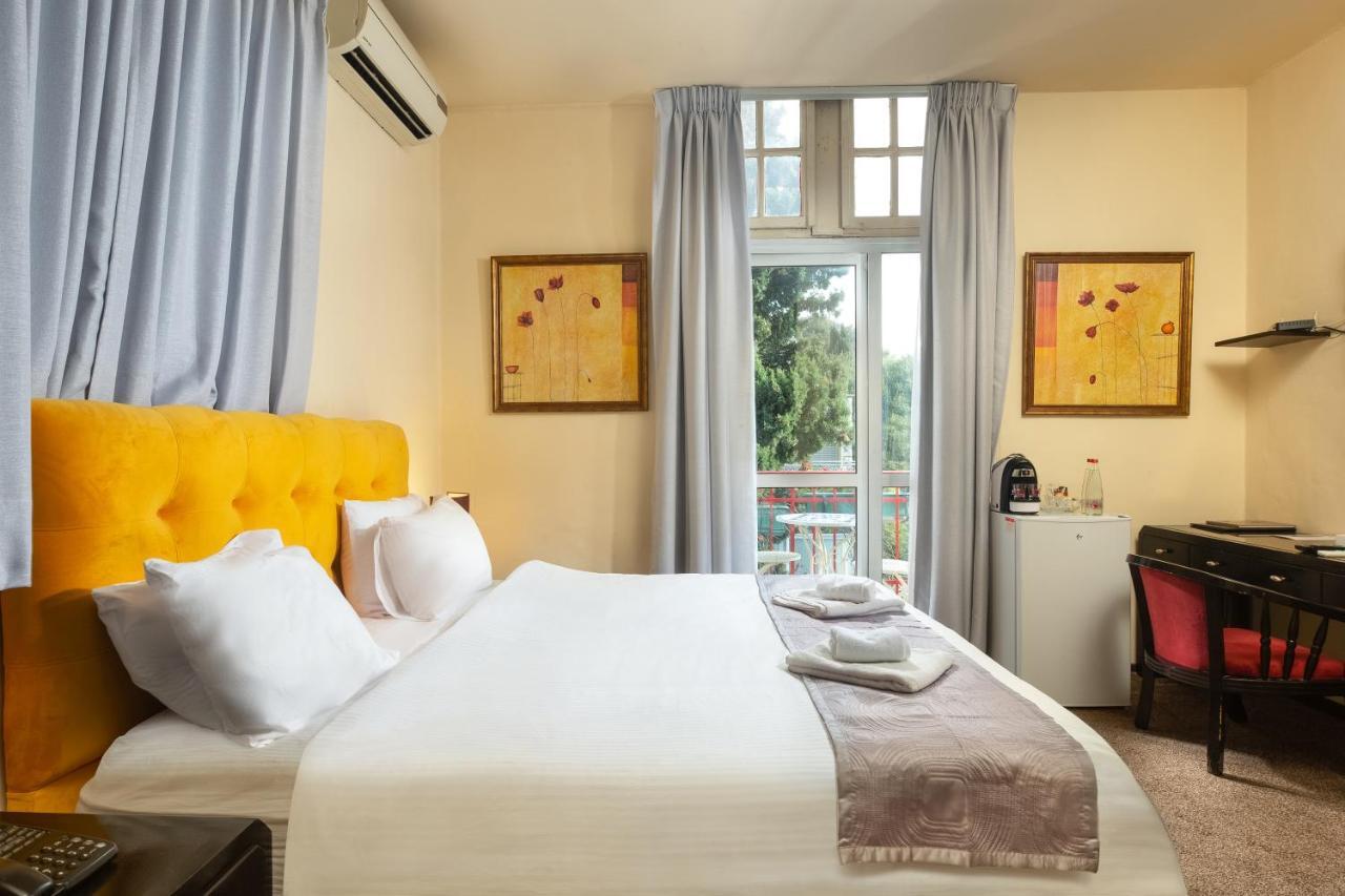 Hotel The Colony - Historical Templar's Building 3*
